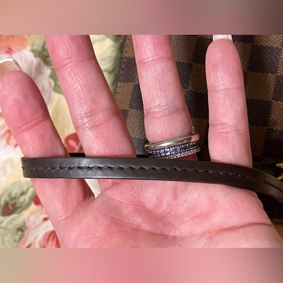 ⛔️SOLD⛔️Authentic Louis Vuitton Neverfull Pochette Wristlet Damier Ebene - Picture 16 of 16